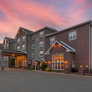 Best Western Plus Fredericton Hotel & Suites